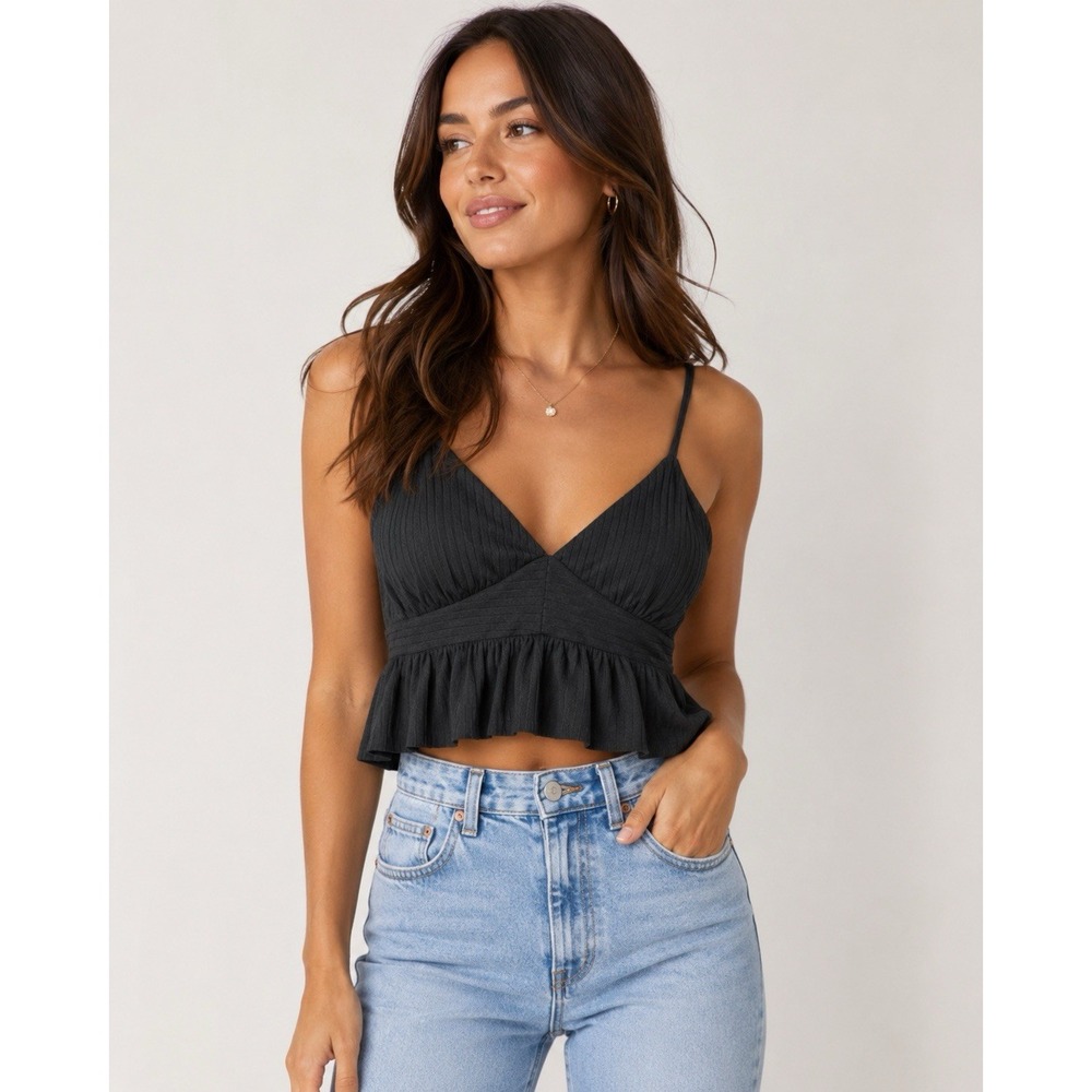 Poof New York Women's Black Ribbed Peplum Crop Cami Tank Top Size Large NWT